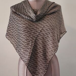 READ Fendi Black and Brown Patterned Scarf